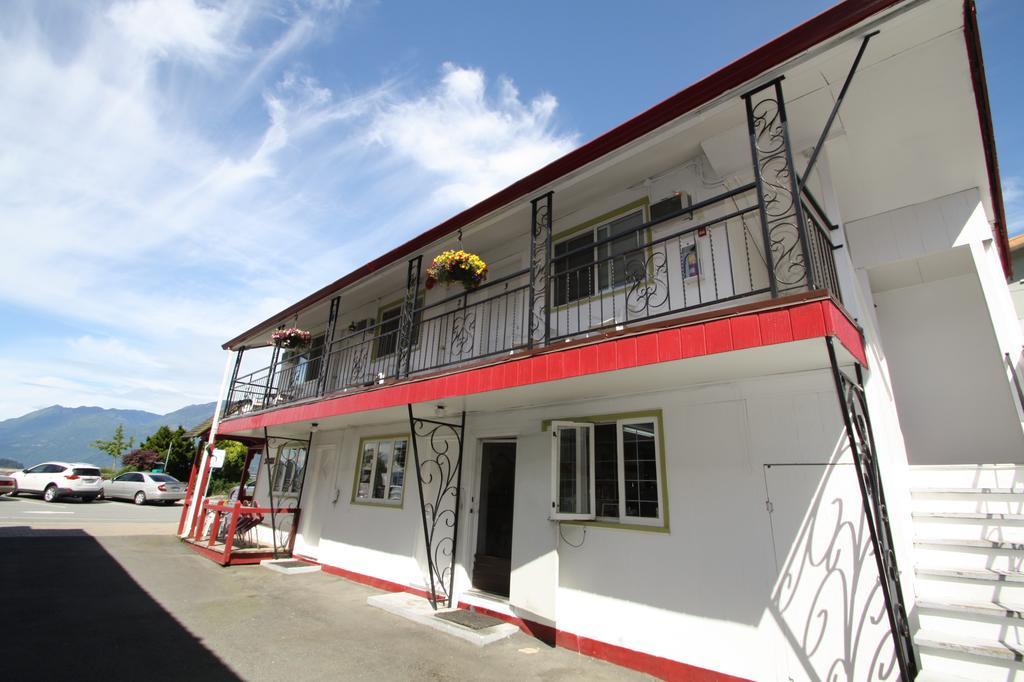 Harrison Spa Motel Harrison Hot Springs Zewnętrze zdjęcie