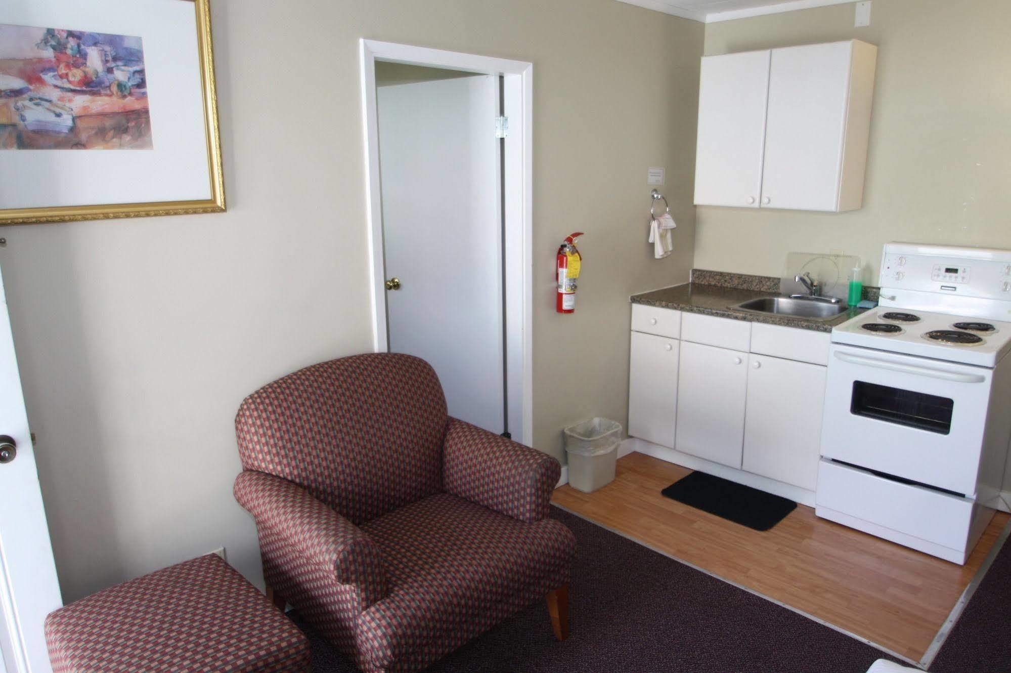 Harrison Spa Motel Harrison Hot Springs Zewnętrze zdjęcie