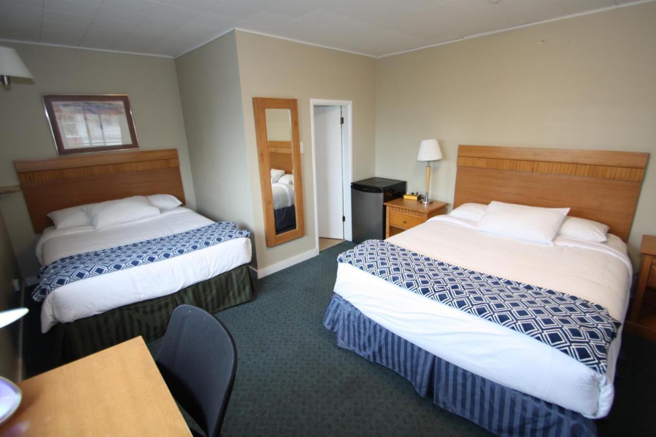 Harrison Spa Motel Harrison Hot Springs Zewnętrze zdjęcie