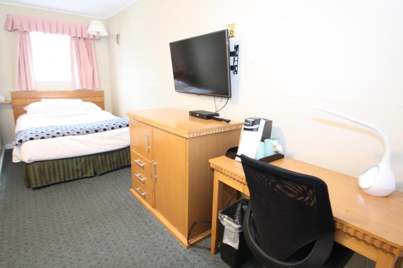 Harrison Spa Motel Harrison Hot Springs Zewnętrze zdjęcie